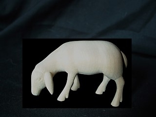 Abendrotkrippe: Schaf äsend, 12 cm, Ahorn-Natur