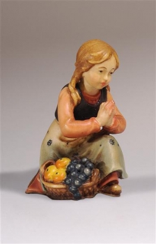 Kostnerkrippe: Mädchen, kniend