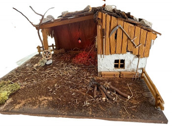 "Scheune" Krippenstall für 10 - 12 cm Figurengröße.